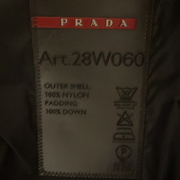 PRADA Down filled JACKET  Nylon , 100% down filled size small****missing hood - Picture 7 of 10